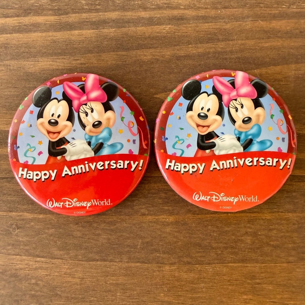 Lot Of 2 Walt Disney World Happy Anniversary Mickey‎ Minnie Pinback Buttons